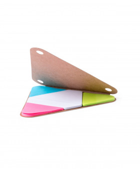 Samolepiaci trojuholník